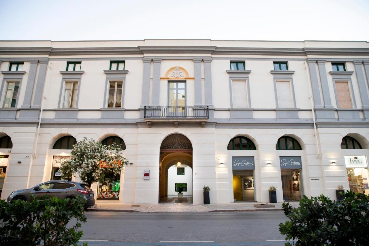 Historico Loft & Rooms Palazzo Adragna XIX Trapani Luaran gambar