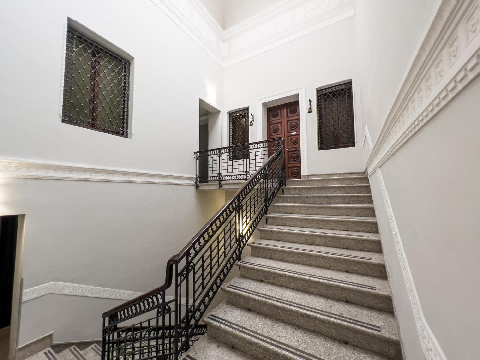 Historico Loft & Rooms Palazzo Adragna XIX Trapani Luaran gambar